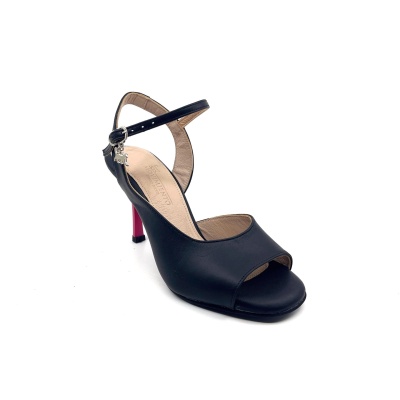 black-leather-womens-sandals-1-scaled